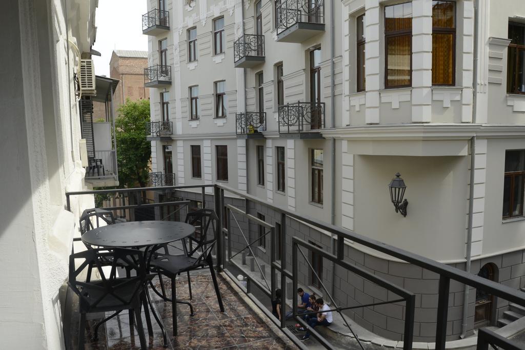 Opera Hotel Tbilisi Exteriör bild
